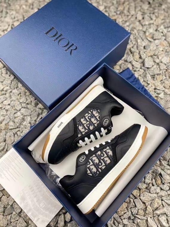 Dior’s shoes